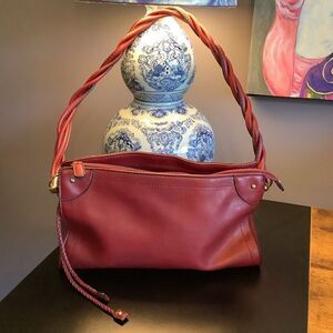 Relic Candy Apple Red Shoulder‎ Bag 🍎🥰🍎